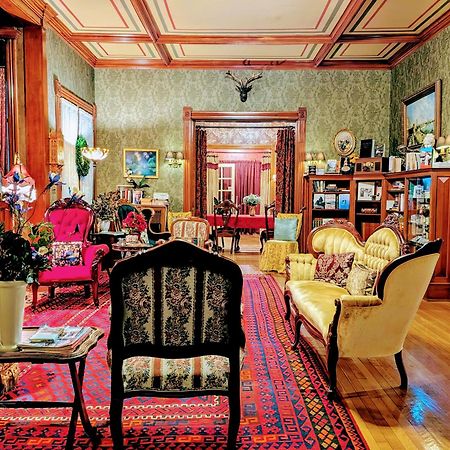 Alexander Mansion Bed & Breakfast Winona Exterior photo
