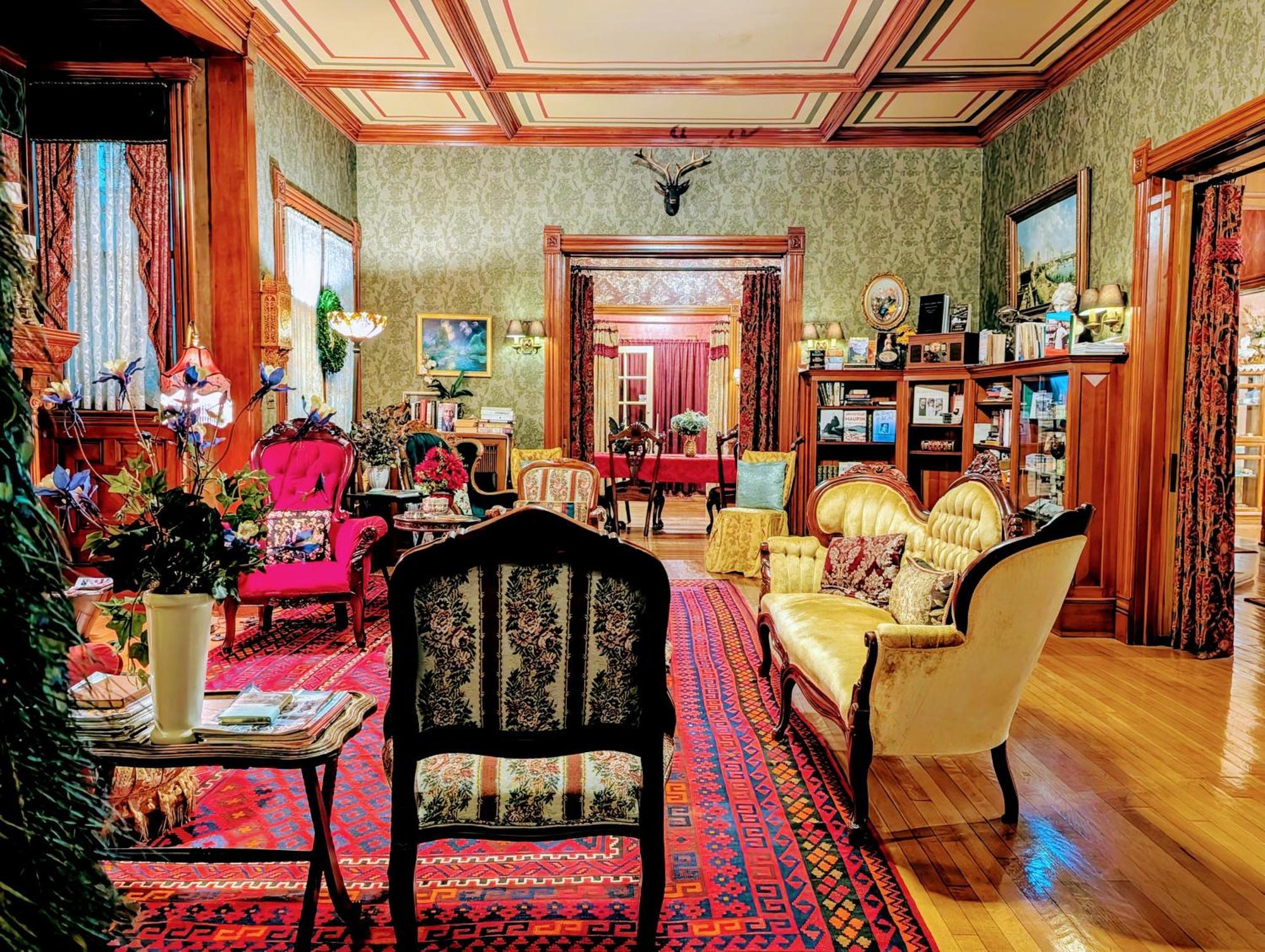 Alexander Mansion Bed & Breakfast Winona Exterior photo
