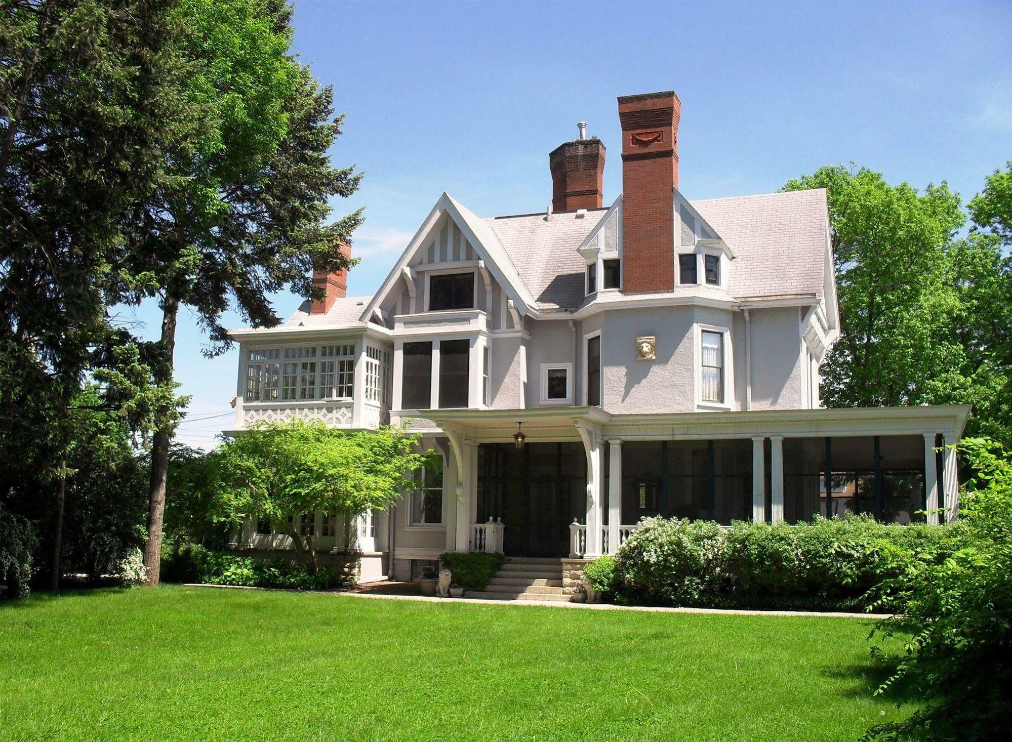Alexander Mansion Bed & Breakfast Winona Exterior photo